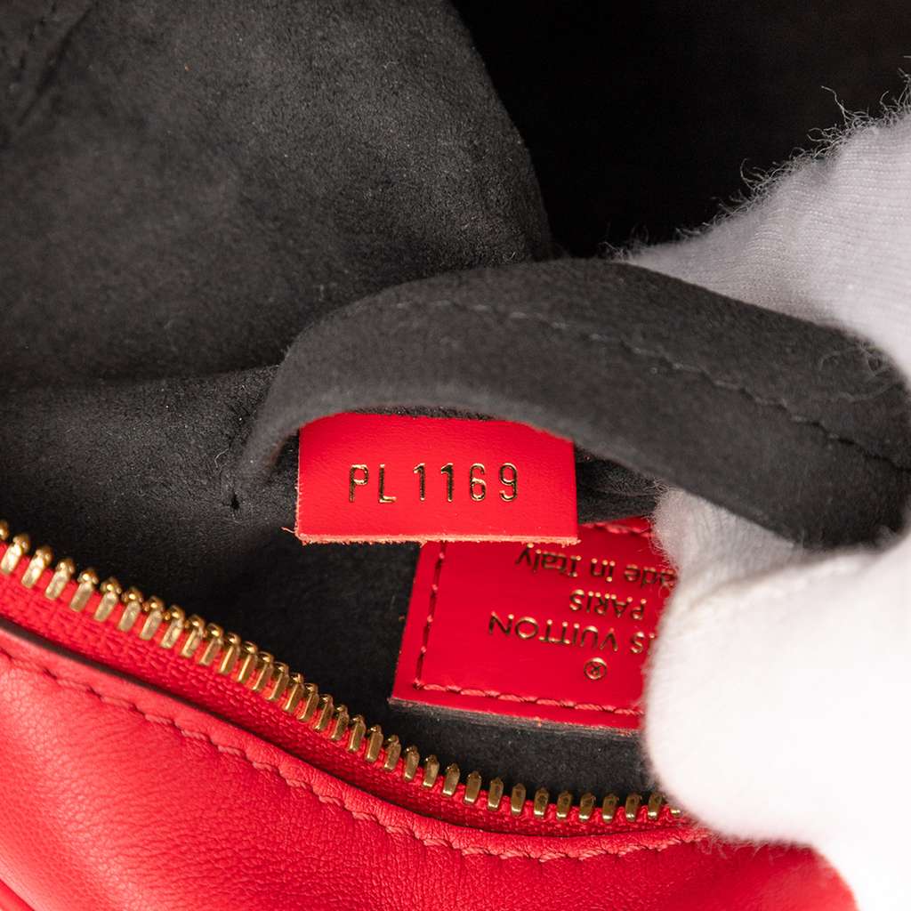 Louis Vuitton Monogram Vernis Boite Chapeau Souple PM - Detail 1