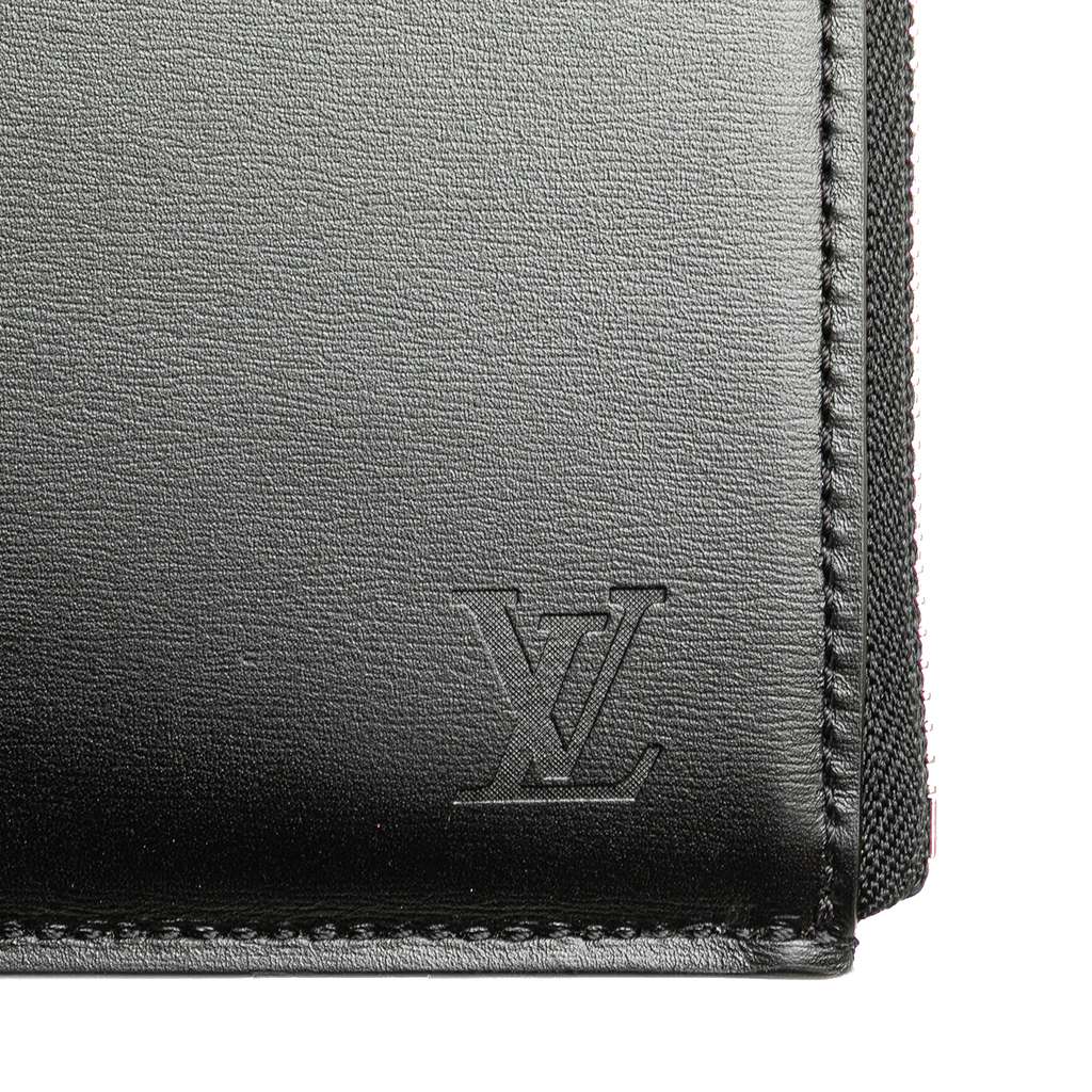 Louis Vuitton Nomade Pochette Jour PM - Detail 2