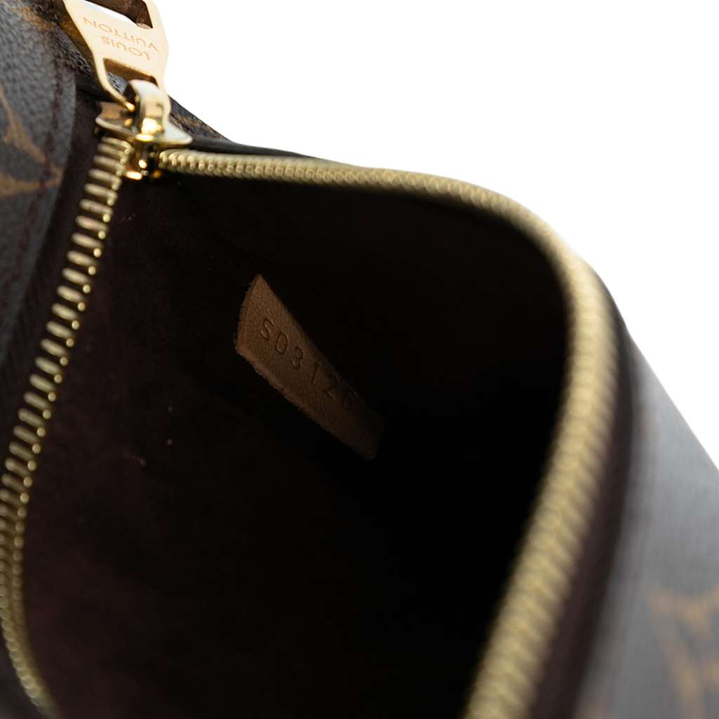 Louis Vuitton Monogram Pochette Metis - Detail 1