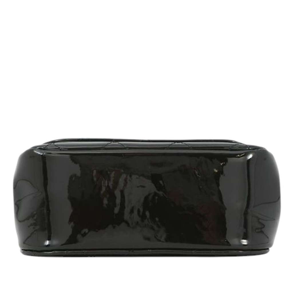 Chanel CC Quilted Patent Frame Flap Clutch with Chain - Image 6