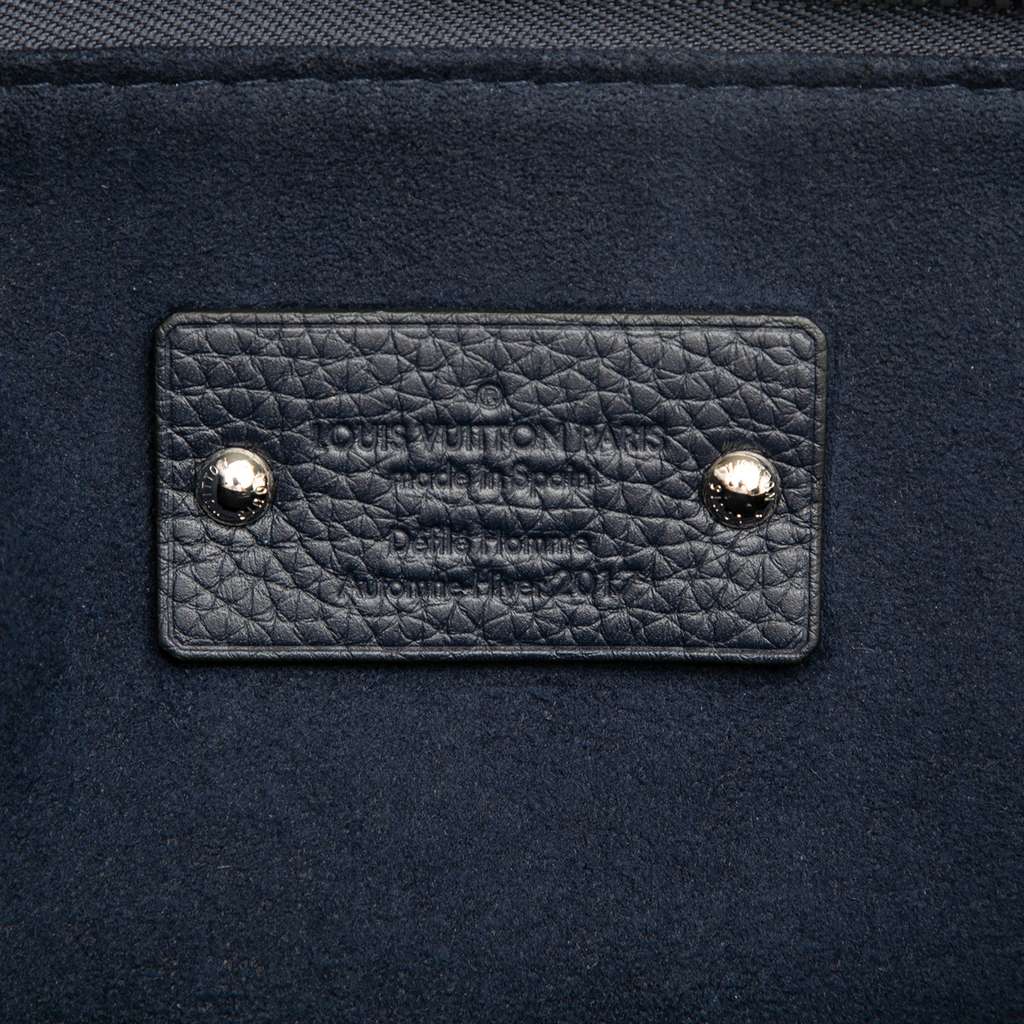 Louis Vuitton Taurillon East Side Tote GM - Side view