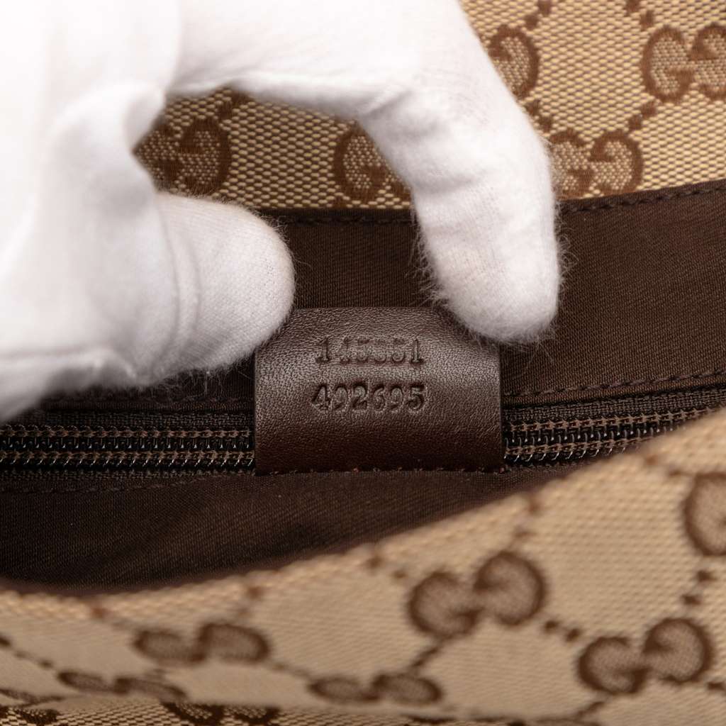 Gucci GG Canvas Belt Bag - Detail 1
