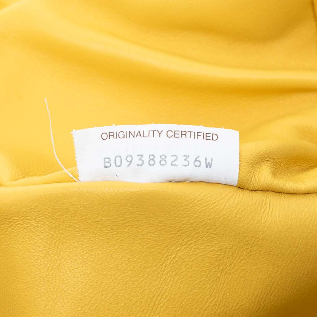 Bottega Veneta Nappa Intrecciato The Pouch - Detail 1