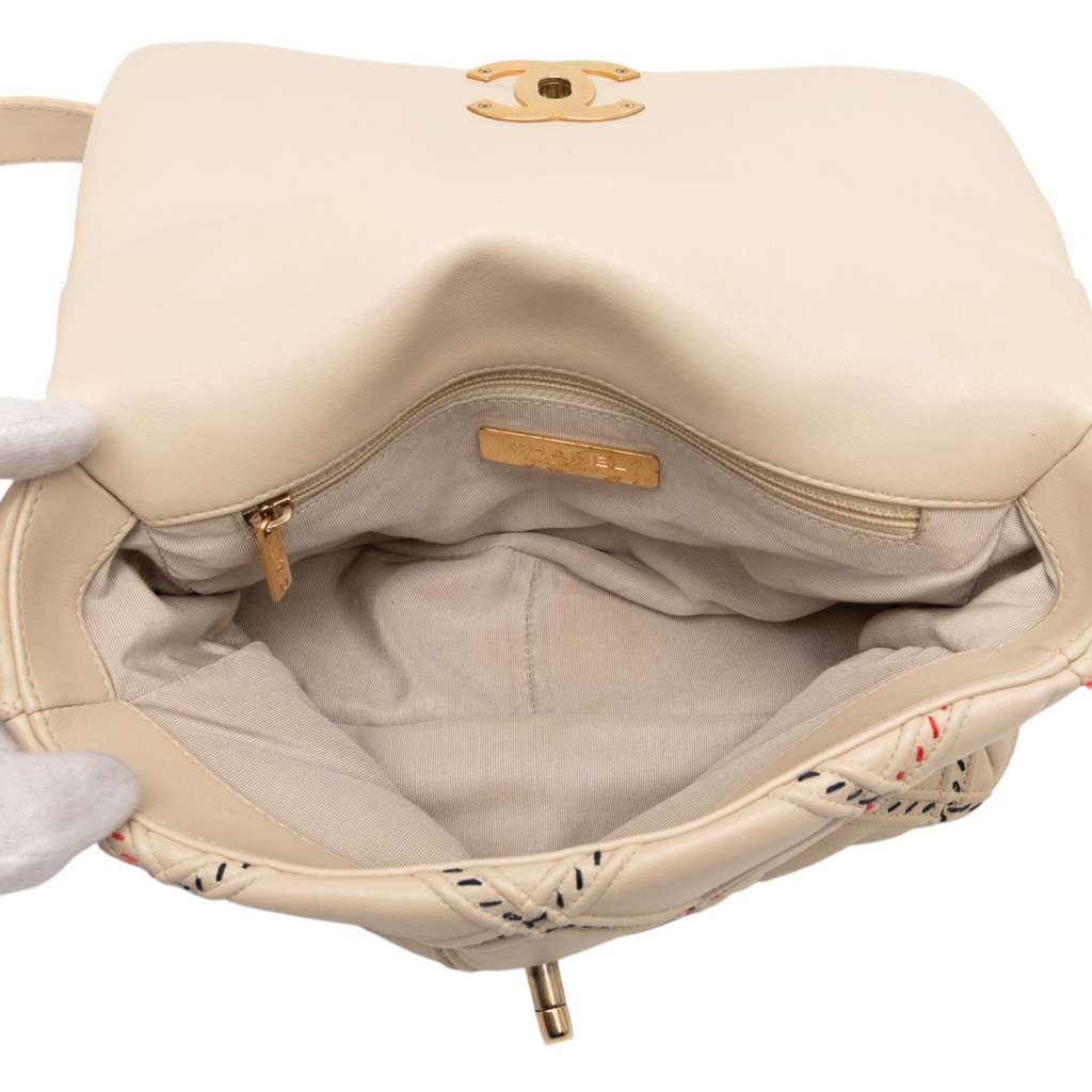 Chanel Medium Lambskin Stitched 19 Flap - 4