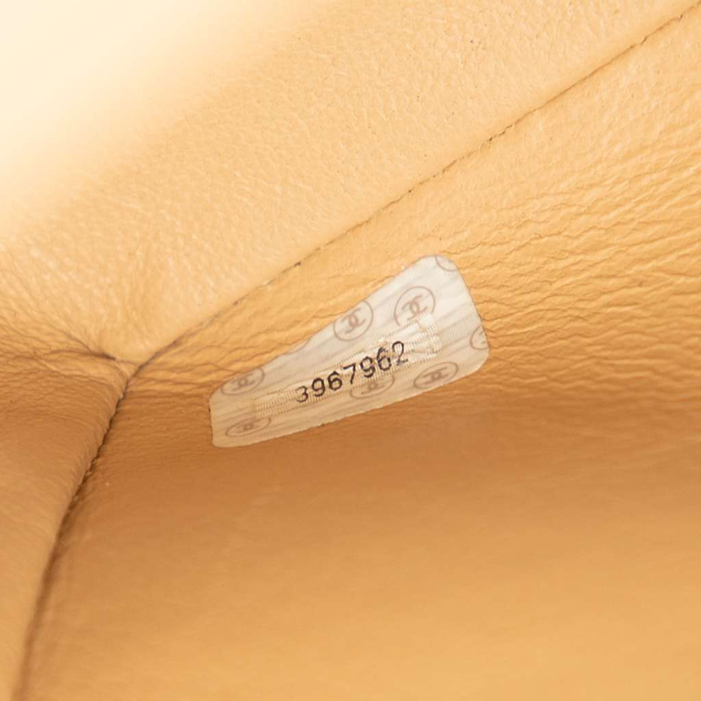 Chanel Jumbo XL Classic Lambskin Single Flap - Detail 1