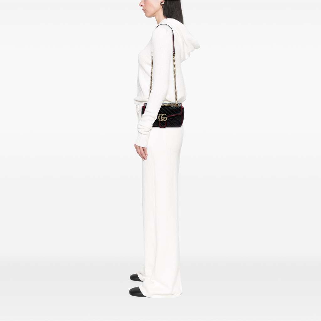 Gucci Medium GG Marmont Matelasse Diagonal Leather Torchon Shoulder Bag - Detail 2