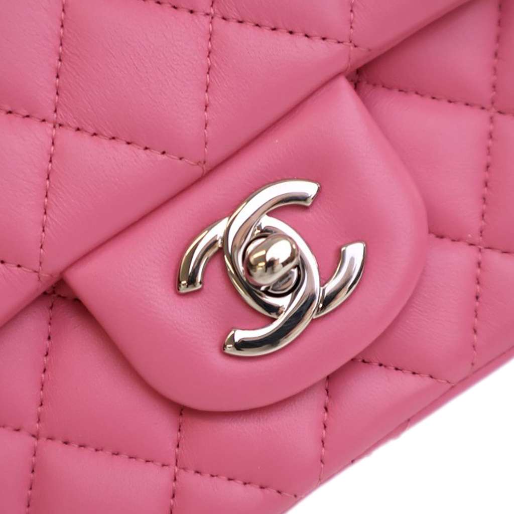 Chanel Mini Square Classic Lambskin Single Flap - Detail 1