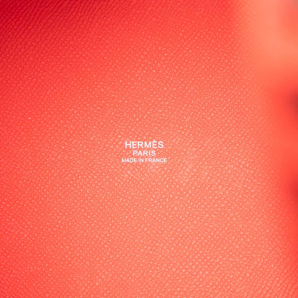 Hermès Epsom Tressage Picotin Lock 18 - Side view