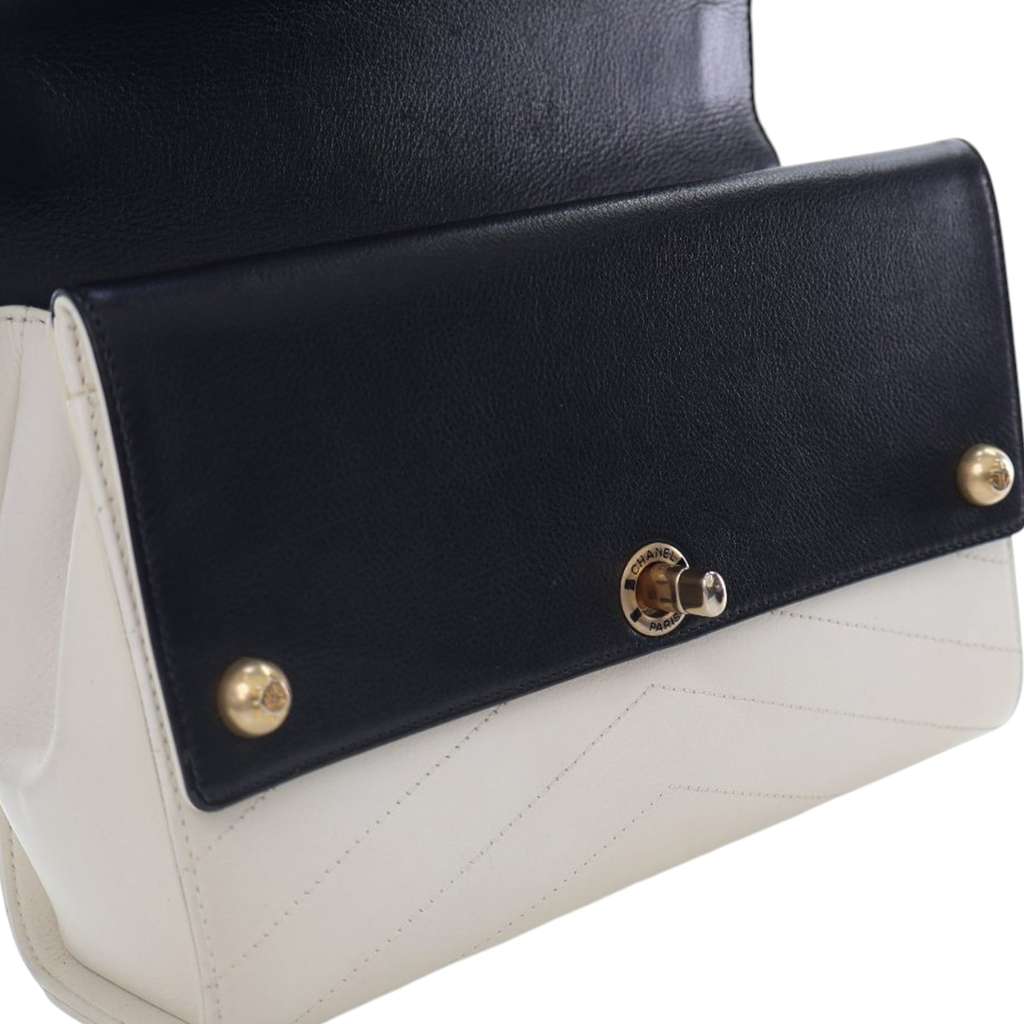 Chanel Medium Chevron Calfskin Casual Trip Flap - Side view