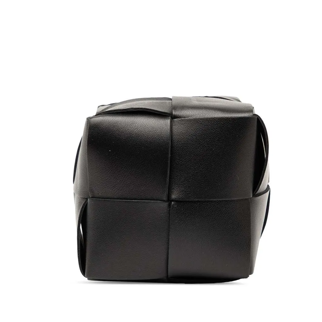 Bottega Veneta Mini Nappa Maxi Intrecciato Cassette Bucket Bag Black Leather Good - Inside View