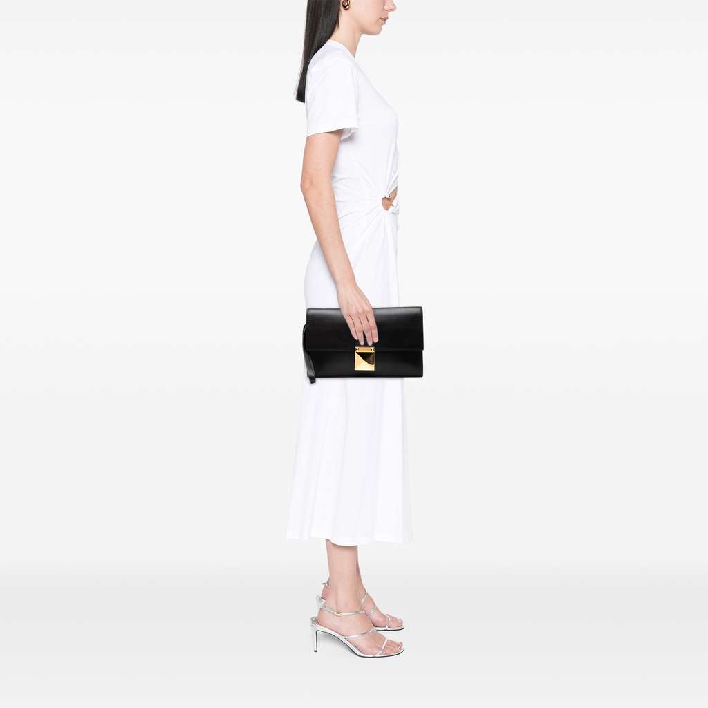 Valentino Calfskin Rockstud Wristlet Clutch - Detail 2