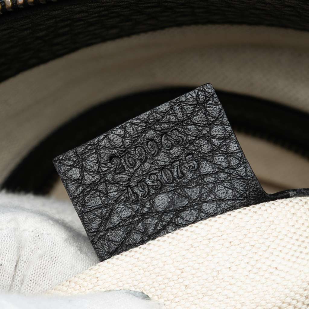 Gucci Medium Leather Ride Top Handle Bag - Detail 2