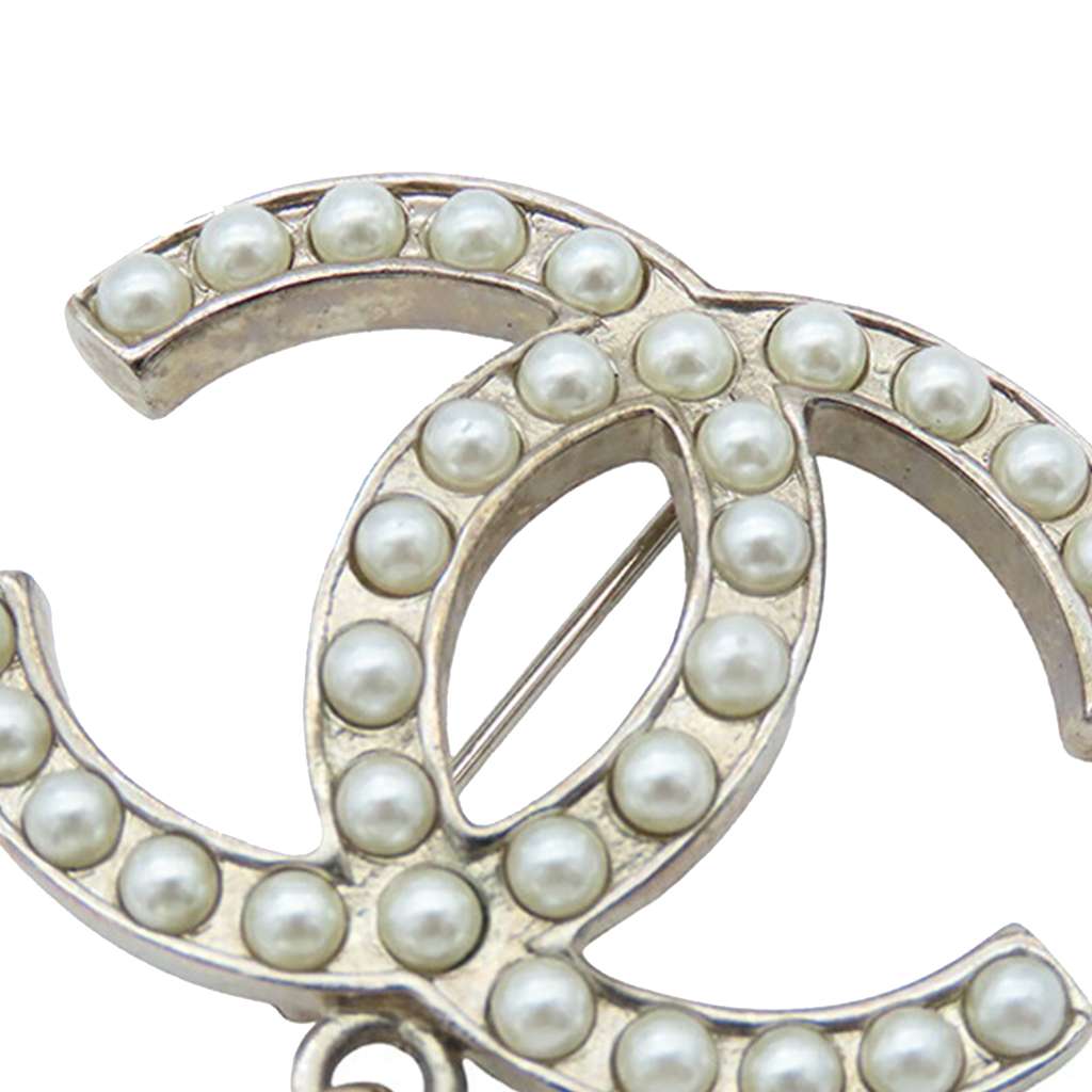 Chanel Silver Plated CC Faux Pearl Brooch - 4