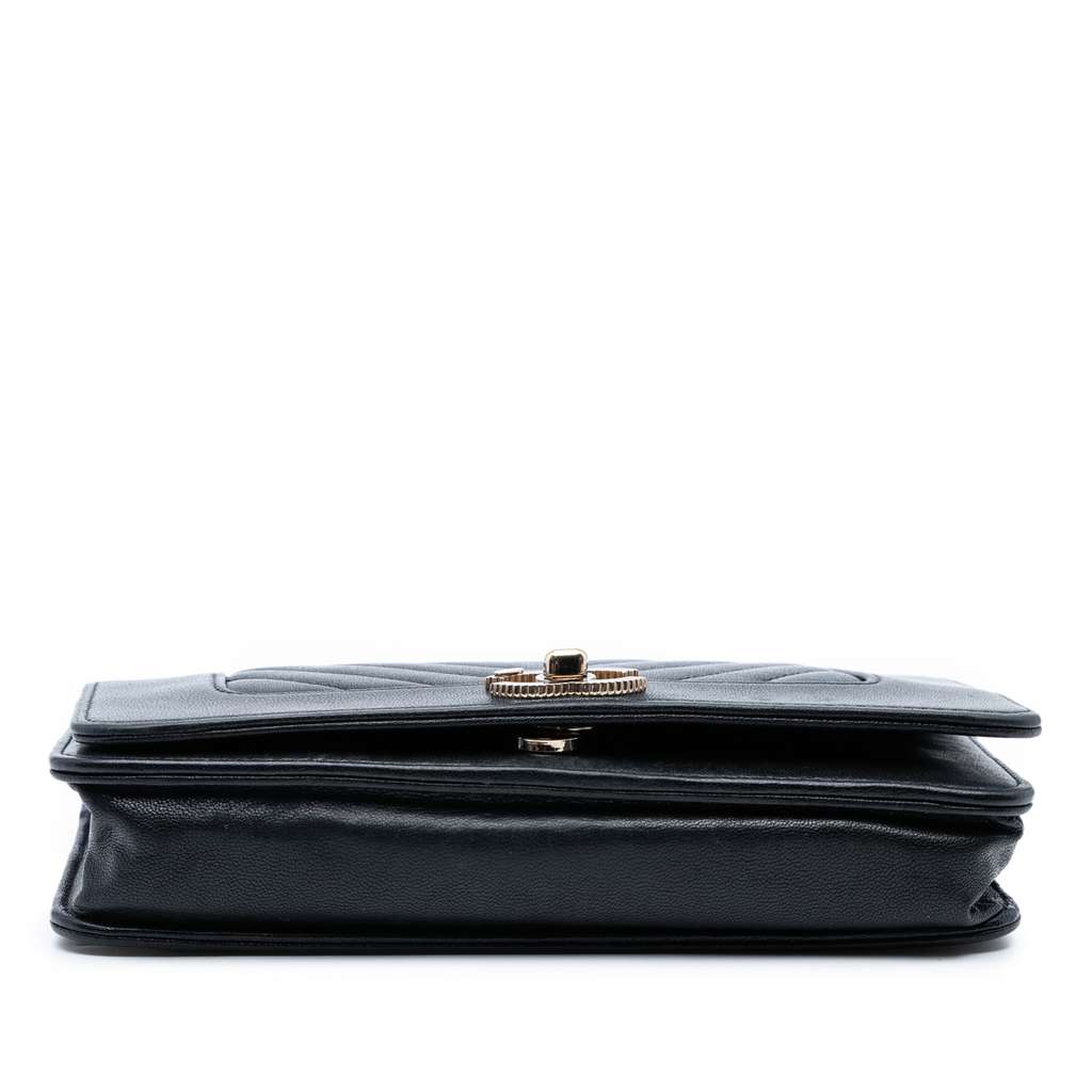 Chanel Chevron Sheepskin Mademoiselle Vintage Wallet on Chain - Image 6