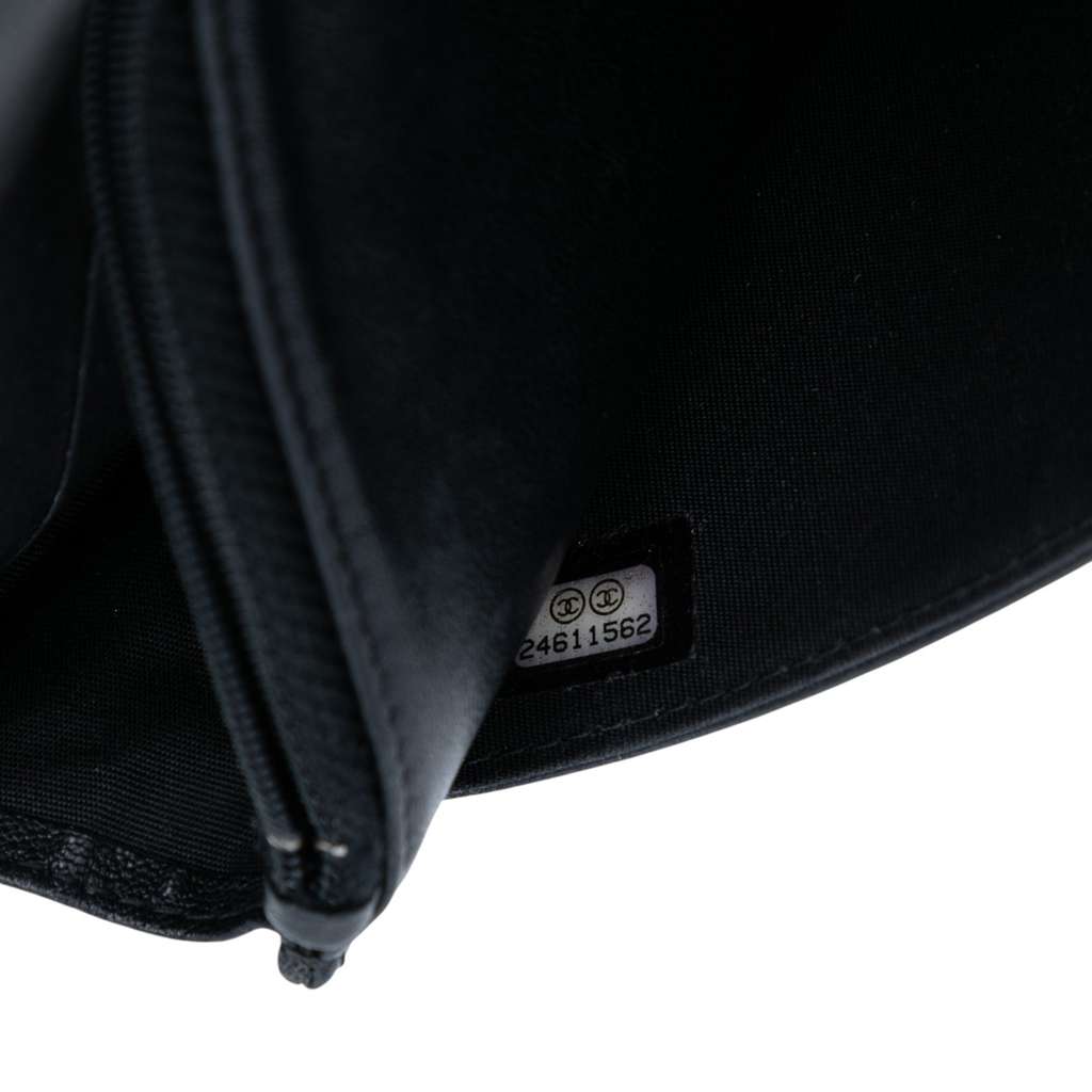 Chanel Chevron Sheepskin Mademoiselle Vintage Wallet on Chain - Detail 2