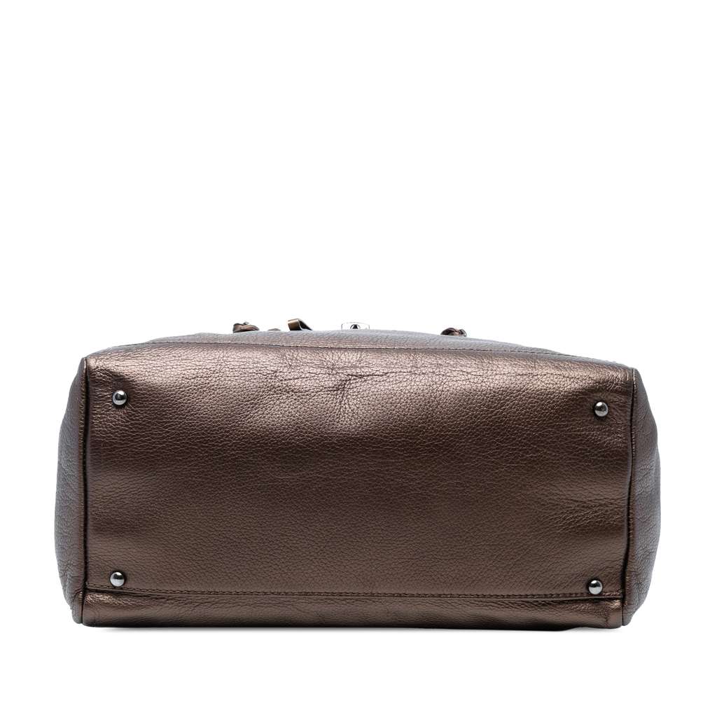 Chanel Large CC Luxe Ligne Bowler Handbag - Image 6