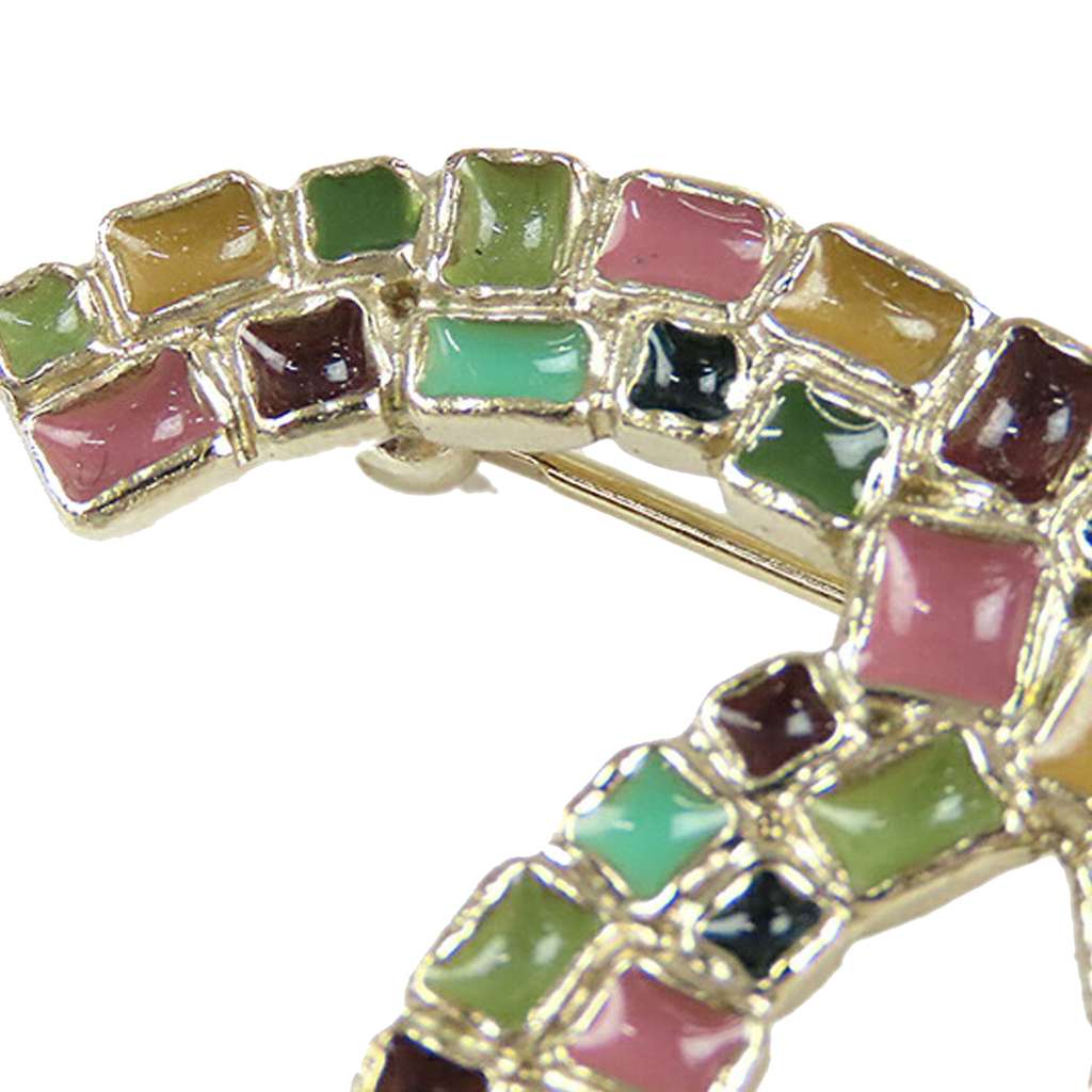 Chanel Gold Plated Enamel CC Brooch - Detail 2