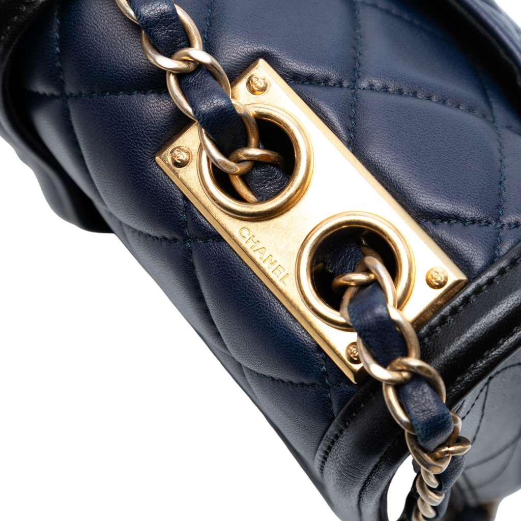 Chanel Medium Bicolor Quilted Lambskin Elegant CC Flap - Detail 2