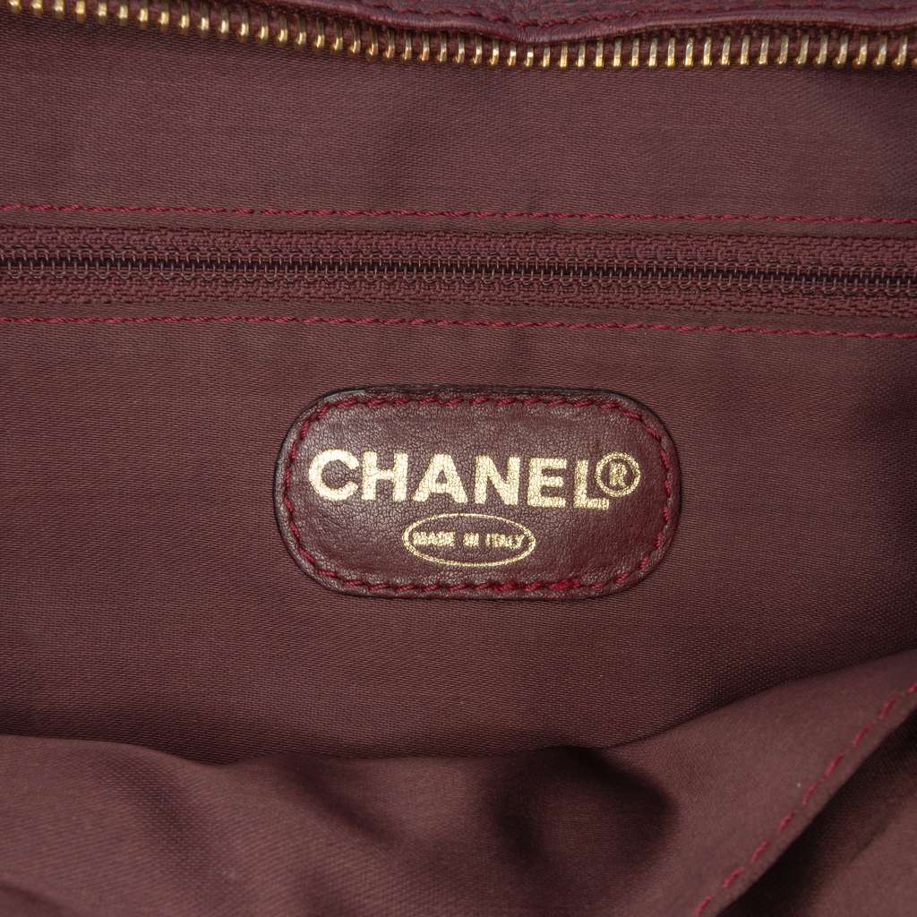 Chanel CC Caviar Chain Turn Lock Tote - Side view