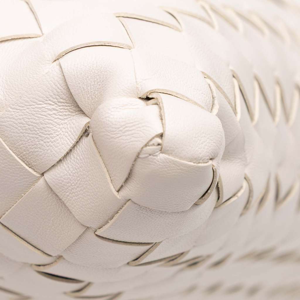 Bottega Veneta Small Calfskin Intrecciato Hop Hobo - Image 11