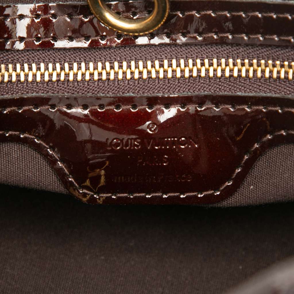 Louis Vuitton Monogram Vernis Wilshire PM - Side view