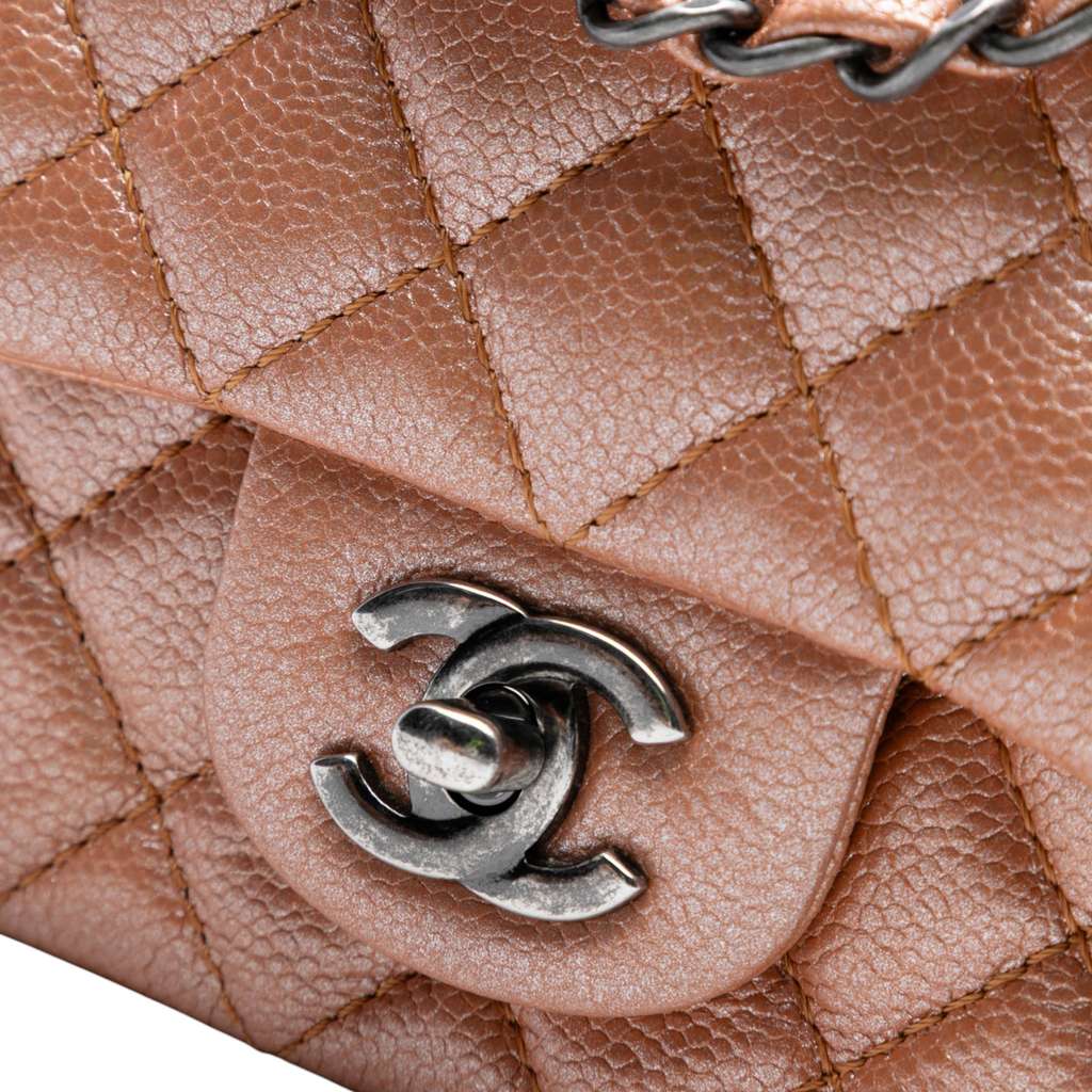 Chanel Mini Rectangular Classic Metallic Caviar Single Flap - Detail 1