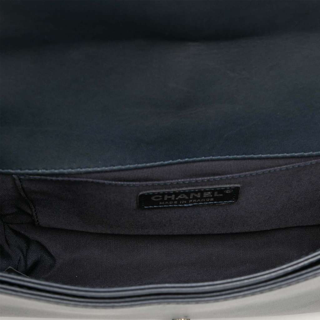 Chanel Old Medium Tweed Enchained Boy Flap - 4