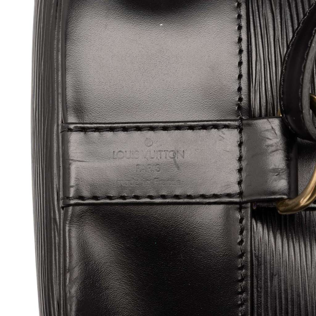 Louis Vuitton Epi Randonnee PM - Side view