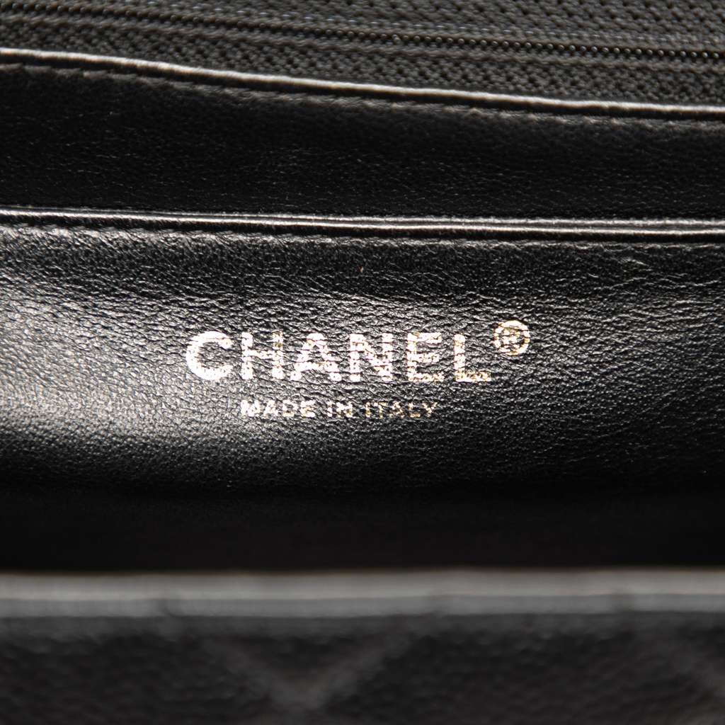 Chanel CC Quilted Caviar Kelly Top Handle Bag - Side view