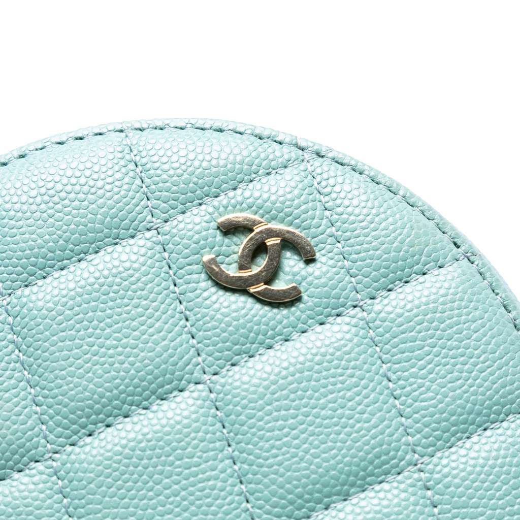 Chanel CC Quilted Caviar Round Clutch With Chain - Detail 1