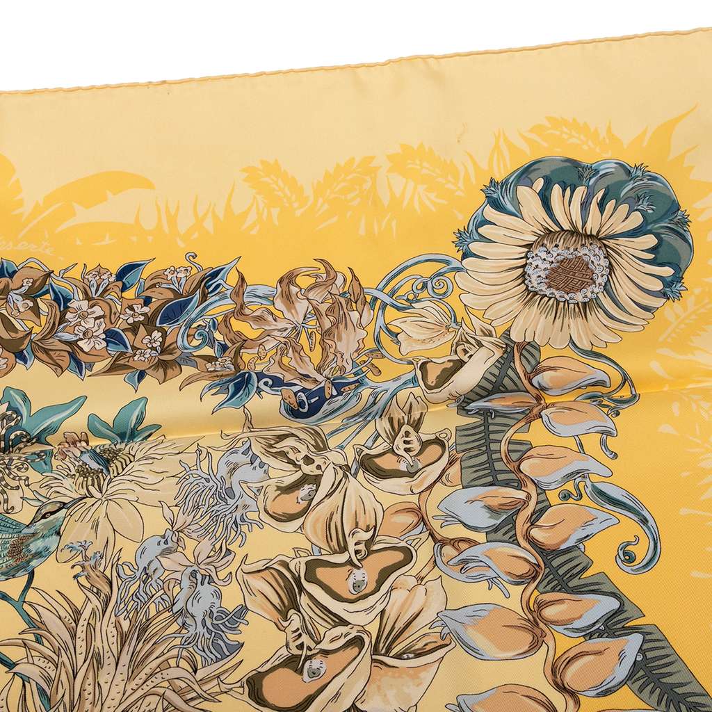 Hermès L Ile Deserte Silk Scarf - Detail 1