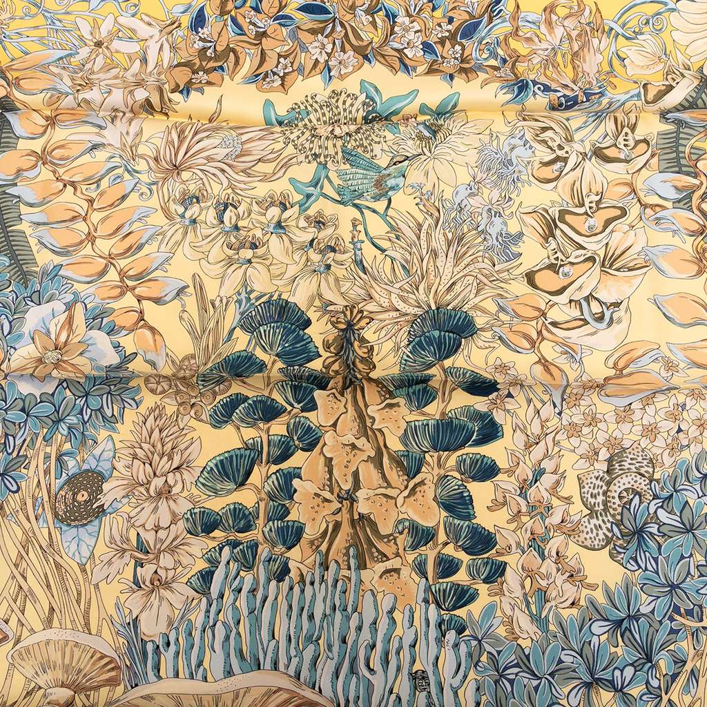 Hermès L Ile Deserte Silk Scarf - Detail 2