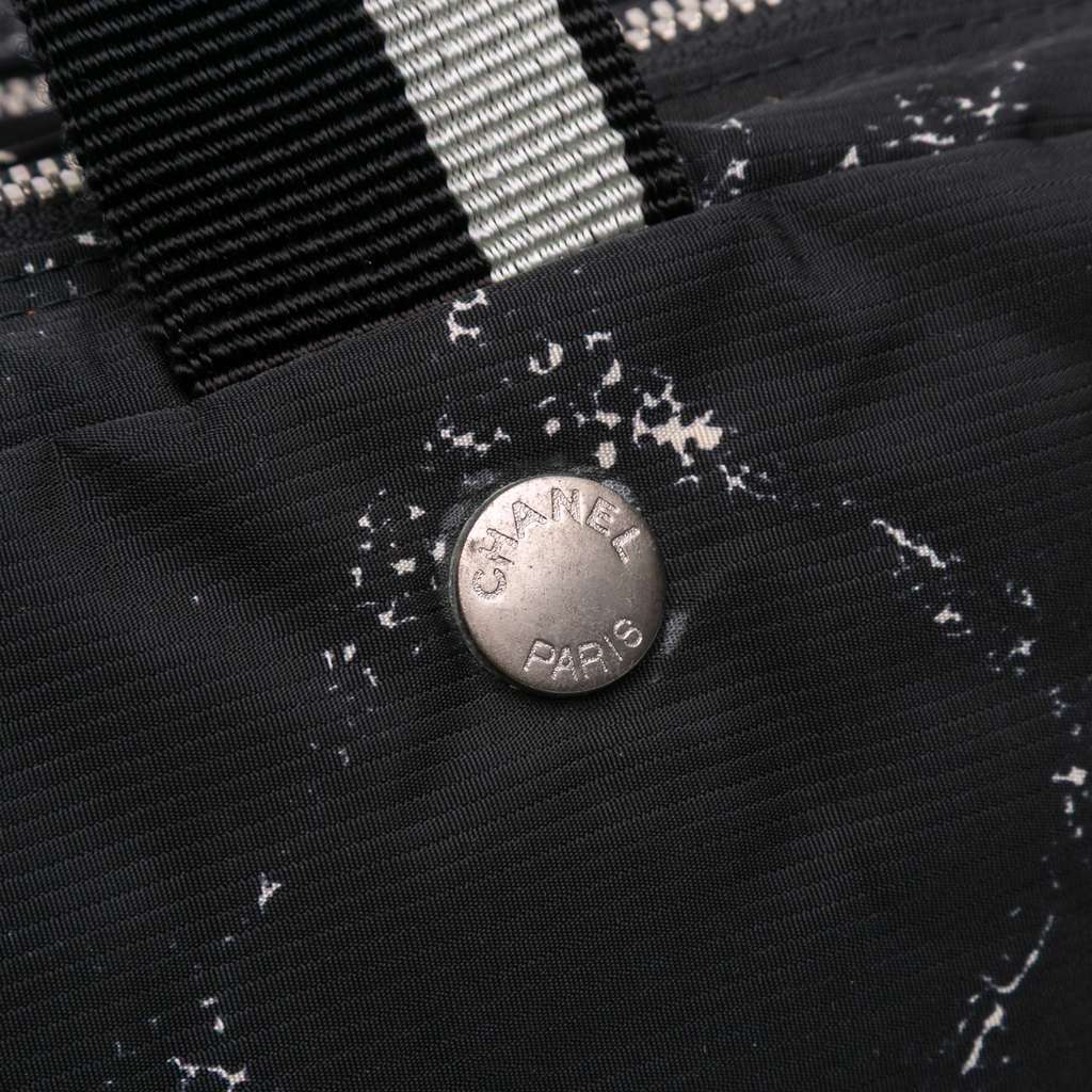 Chanel Old Travel Line Nylon Handbag - Image 10