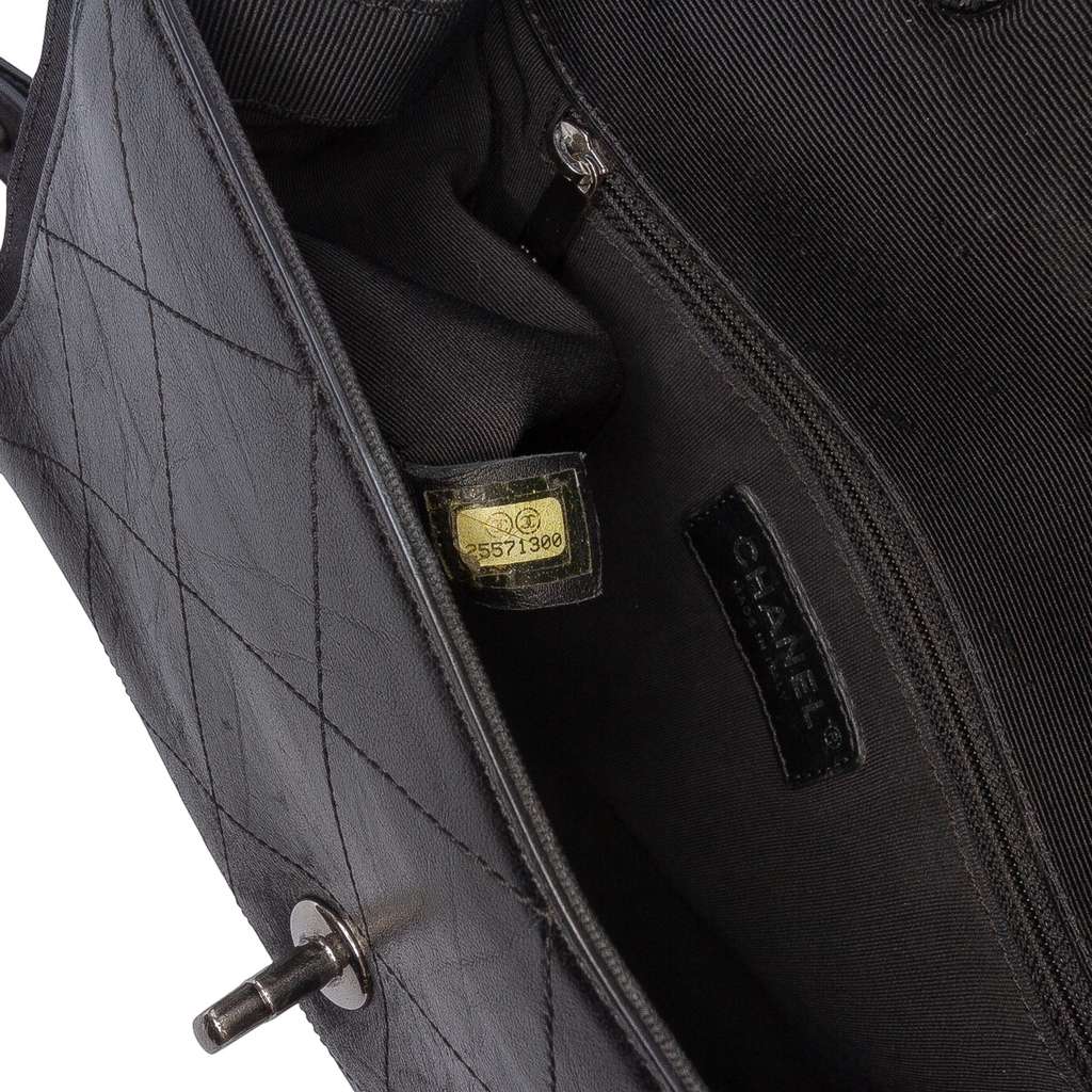 Chanel CC Quilted Crumpled Calfskin and Grosgrain Flap - Detail 1