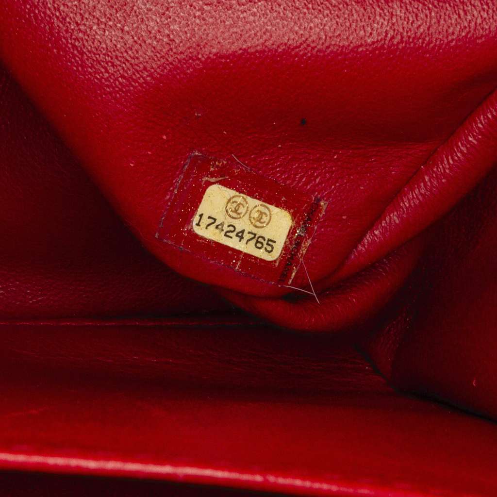 Chanel Maxi Classic Lambskin Double Flap - Image 11