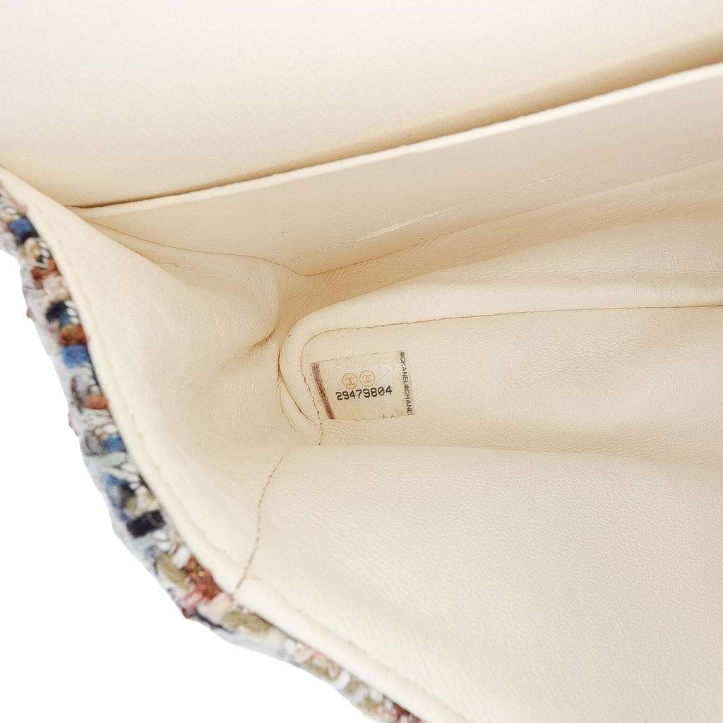 Chanel Medium Classic Tweed Double Flap - Detail 1