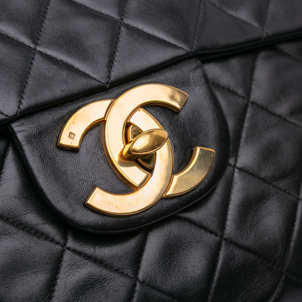 Chanel Maxi XL Classic Lambskin Single Flap - Image 10