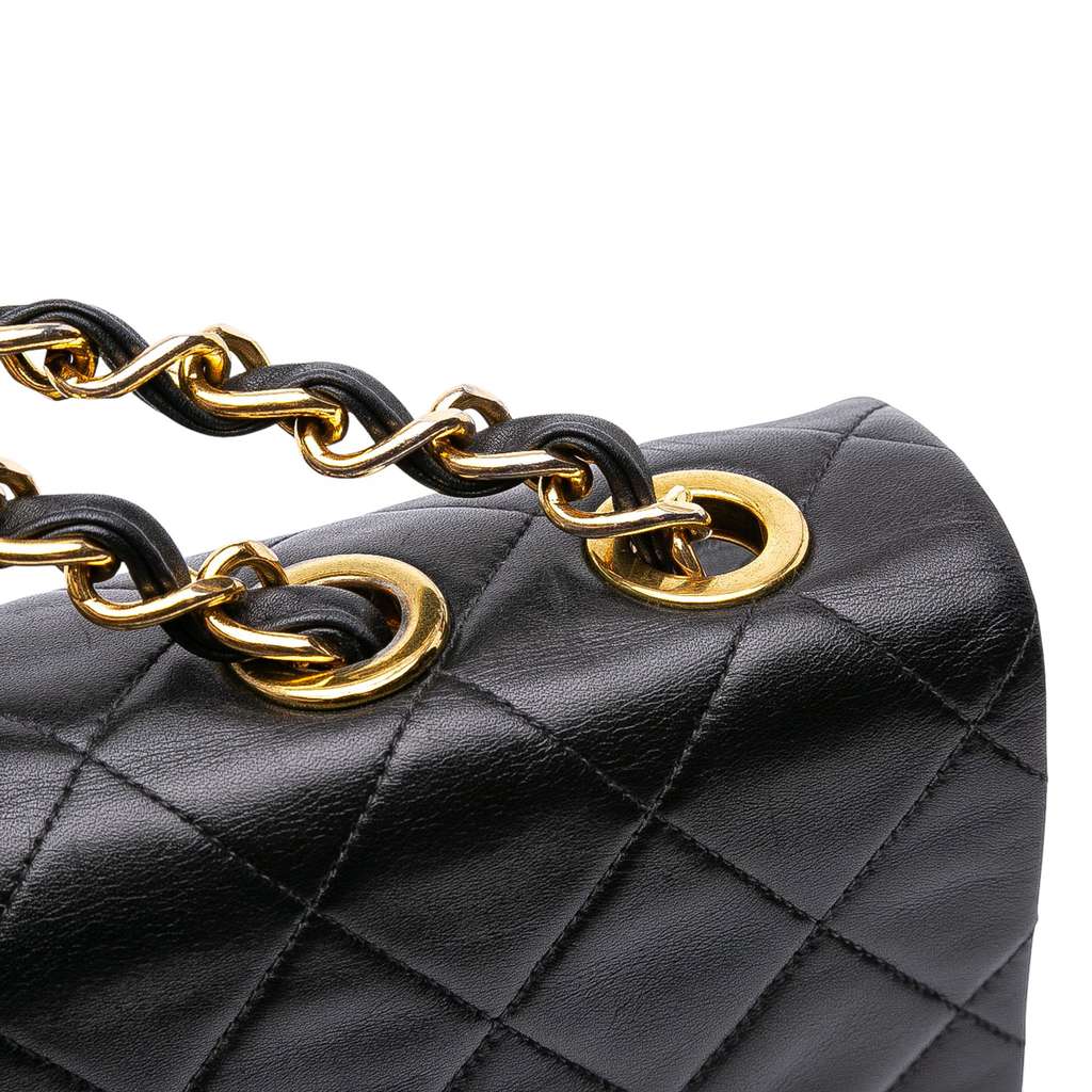 Chanel Maxi XL Classic Lambskin Single Flap - Image 12
