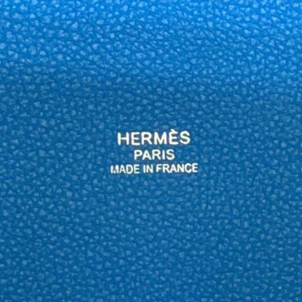 Hermès Toile and Clemence Pursangle Tote - Side view