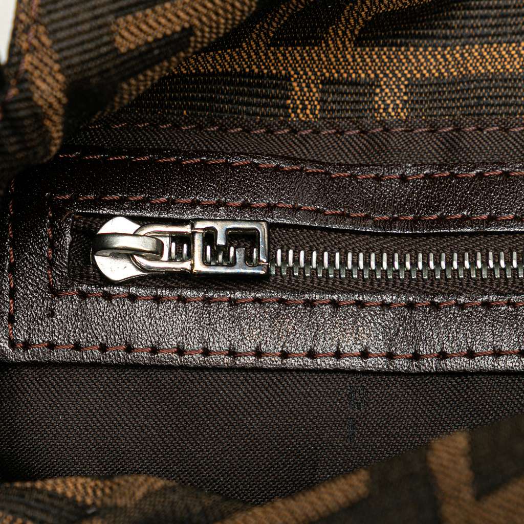 Fendi Zucca Canvas Double Flap Shoulder Bag - Detail 2