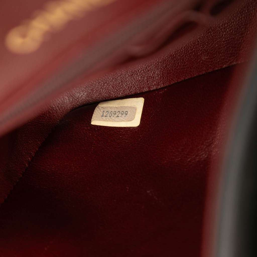 Chanel Medium Tall Classic Lambskin Double Flap - Detail 2