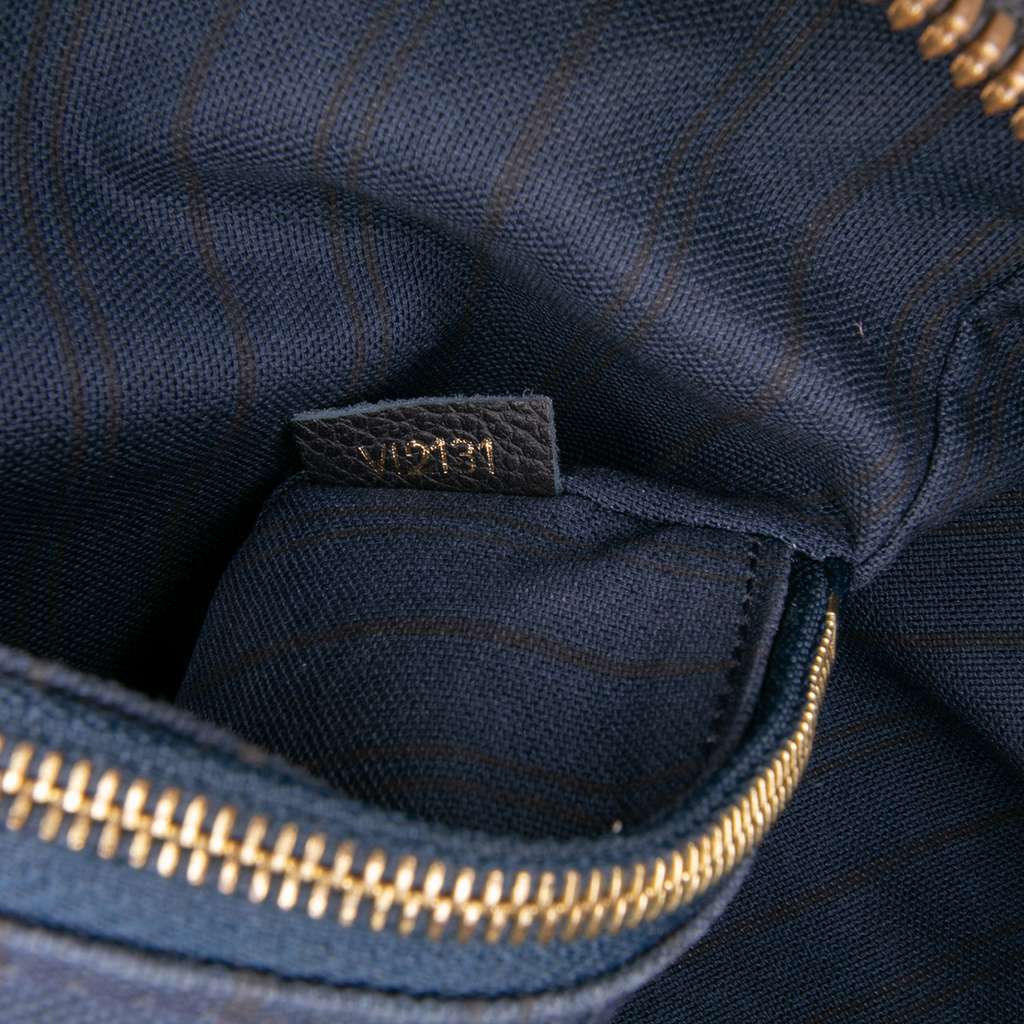 Louis Vuitton Monogram Empreinte Lumineuse PM - Detail 1