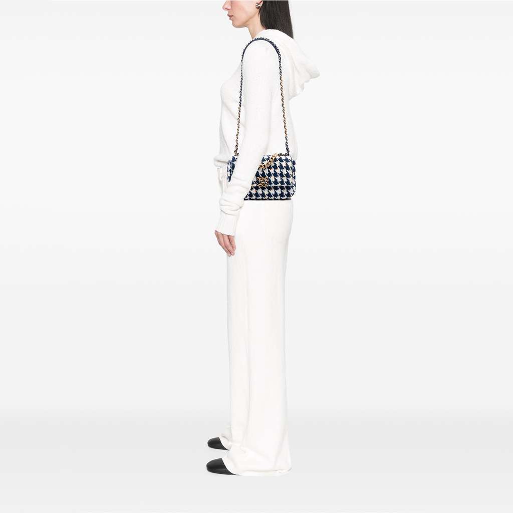 Chanel Medium Houndstooth Tweed 19 Flap - Image 10