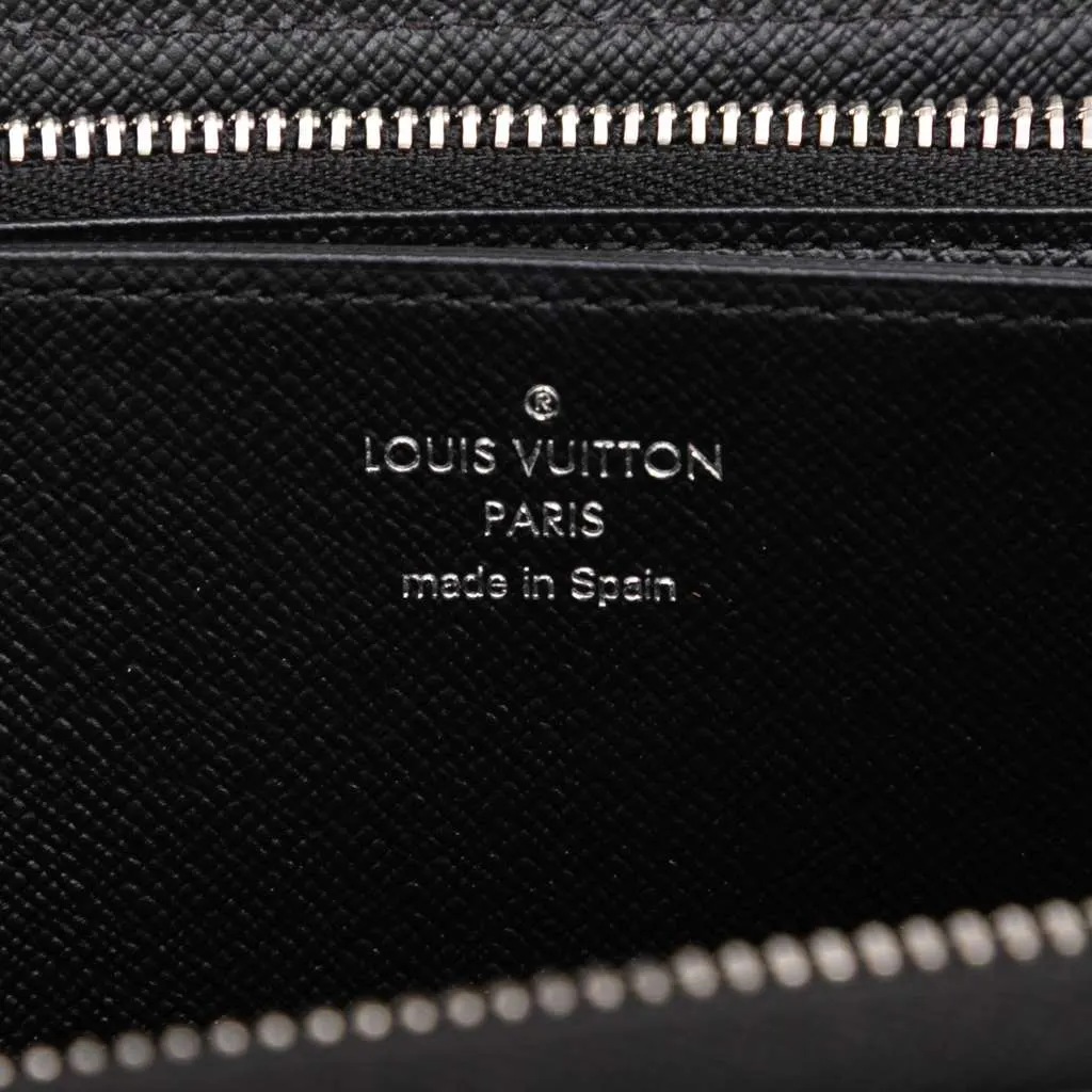 Louis Vuitton Epi Patches Zippy Wallet Black Leather Good - Box View