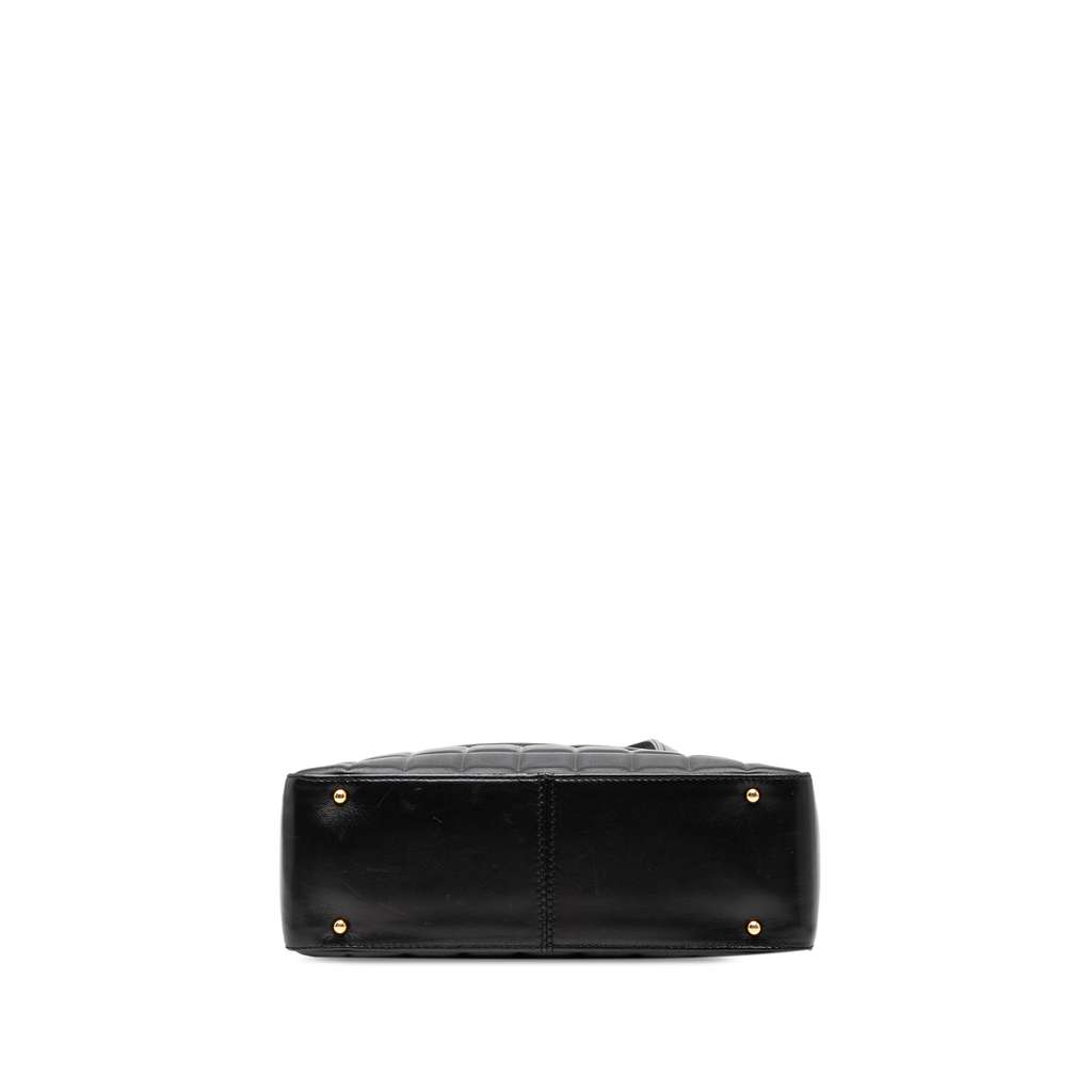 Chanel Chocolate Bar Lambskin Shoulder Bag - Image 6