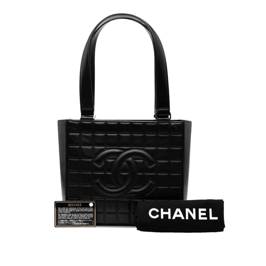Chanel Chocolate Bar Lambskin Shoulder Bag - Image 10