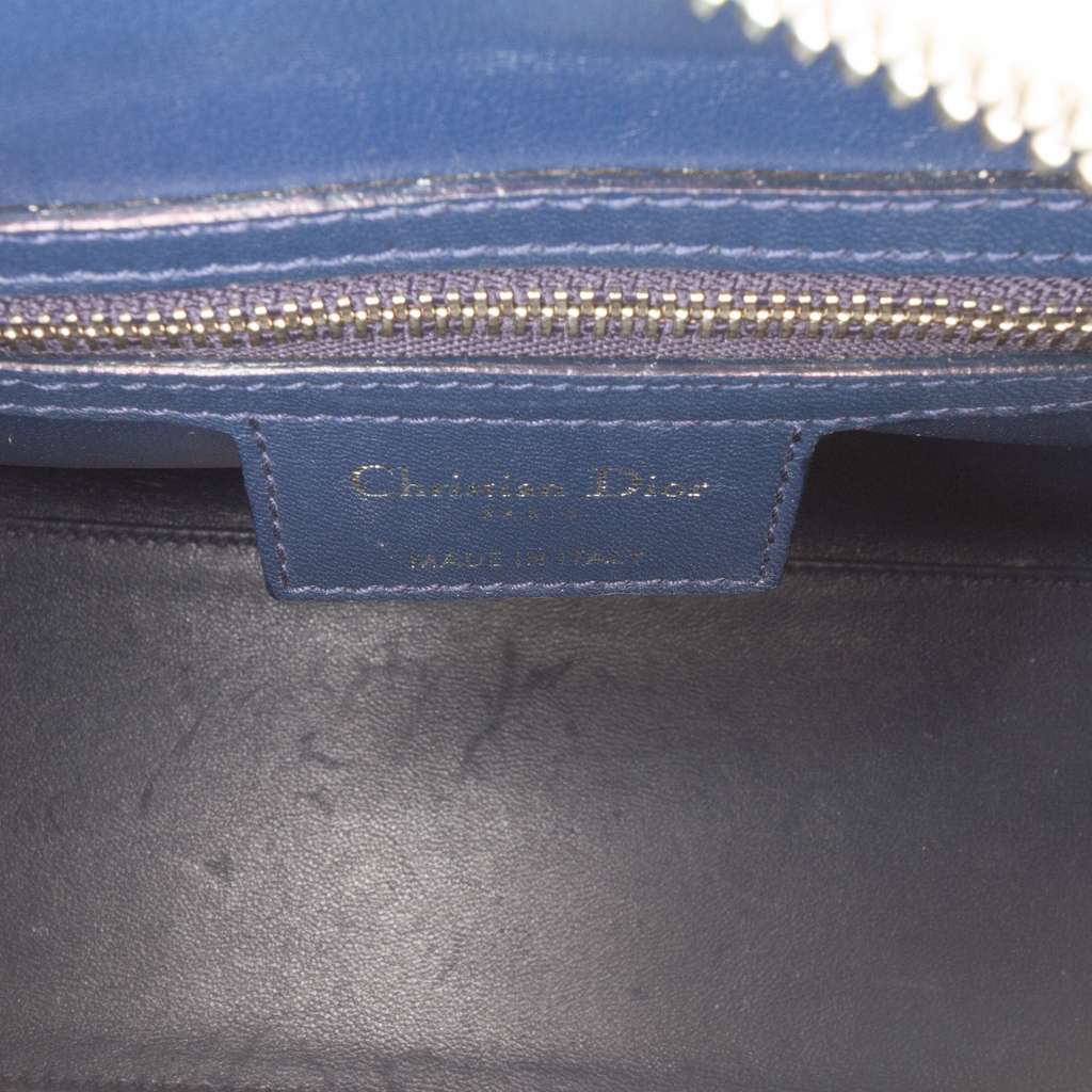 Dior Medium Tweed Lady Dior - Side view