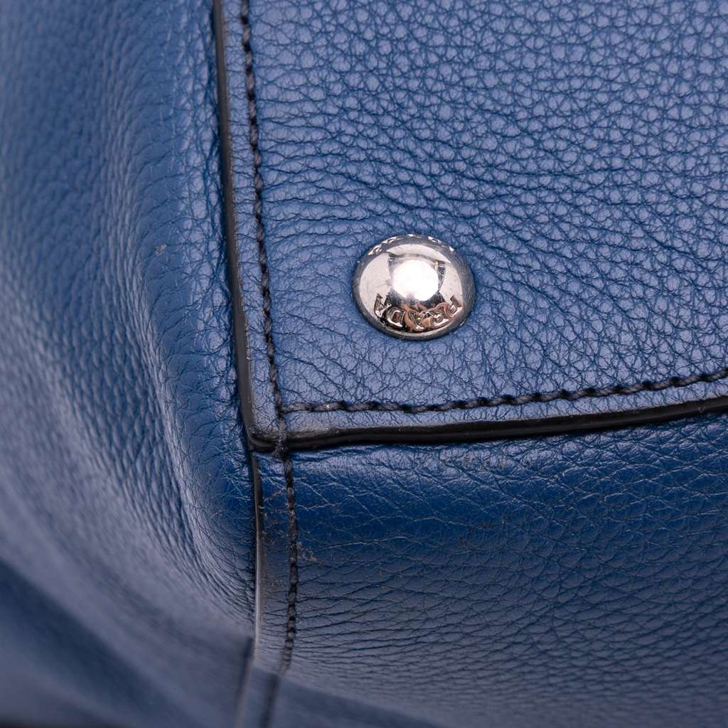 Prada Vitello Phenix Shopping Tote - Image 11