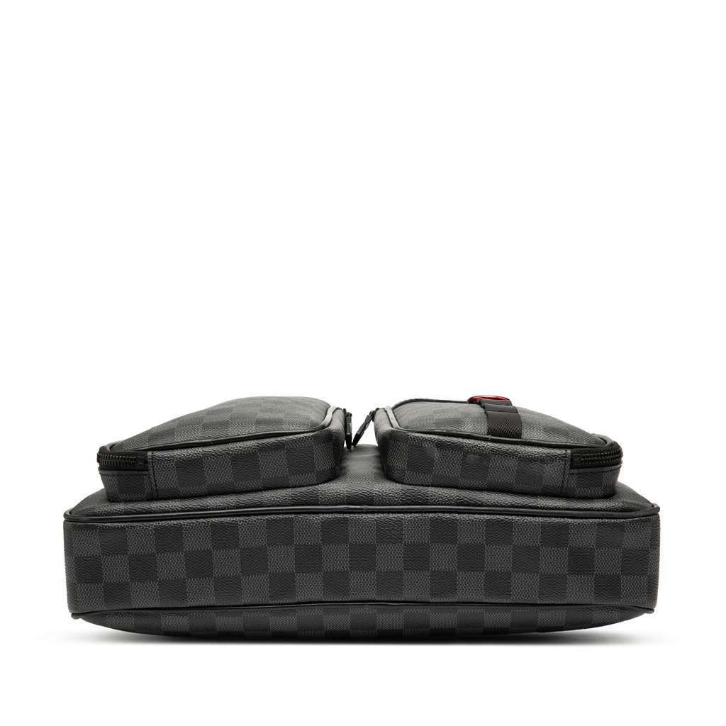 Louis Vuitton Damier Graphite Utility Business Bag - Image 6