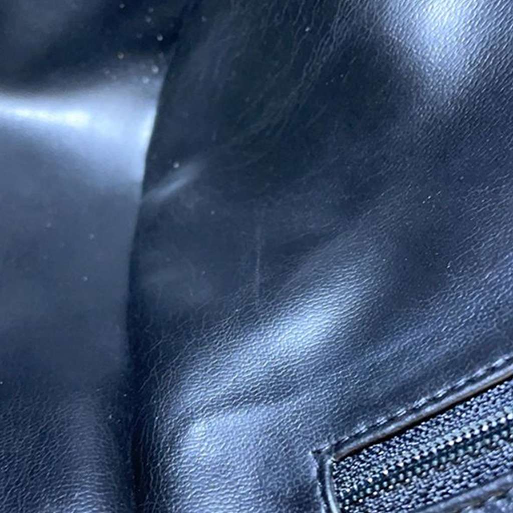 Chanel CC Chevron Caviar Vanity Case with Chain - Image 16